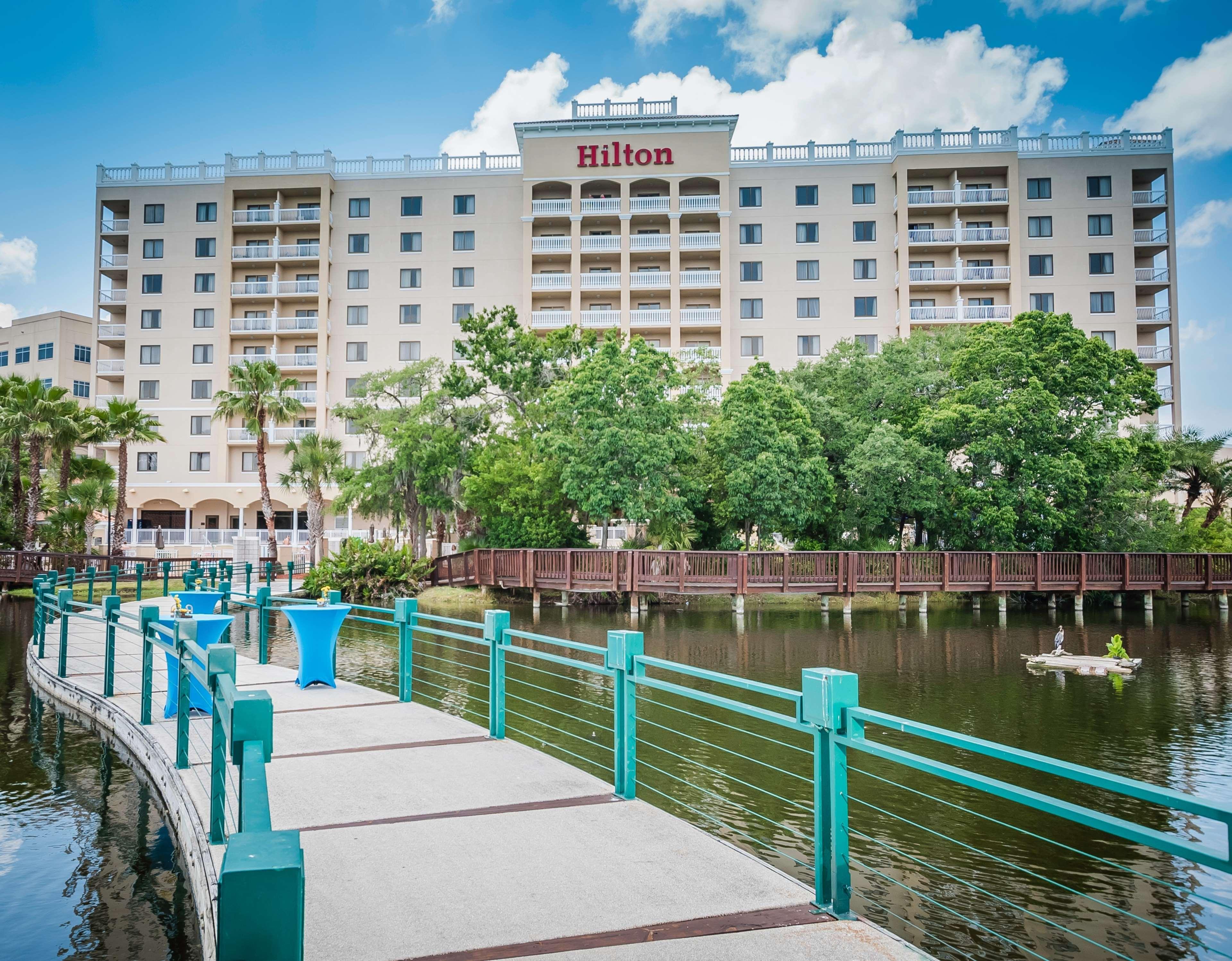 Hilton St. Petersburg Carillon Park Exterior foto