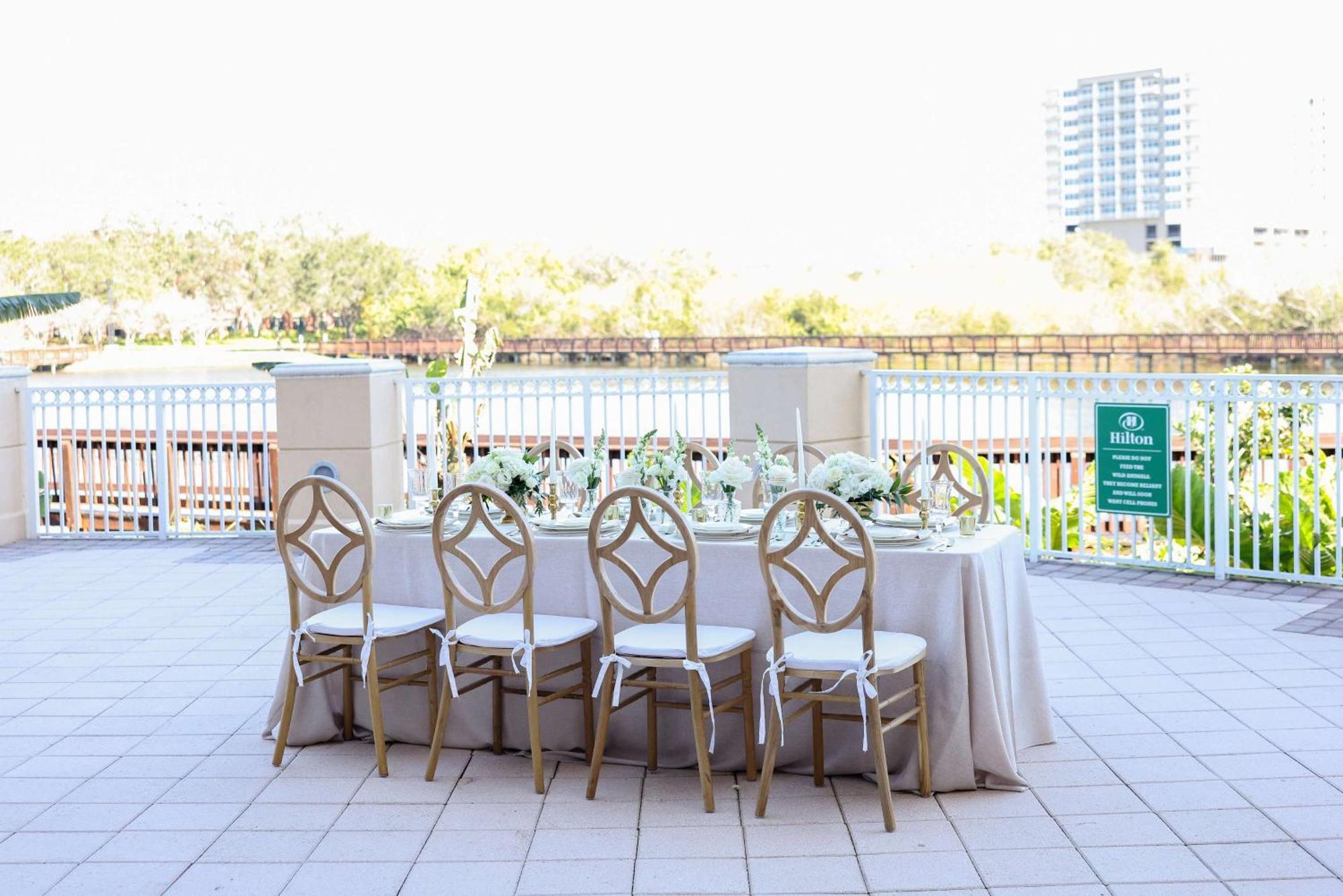 Hilton St. Petersburg Carillon Park Exterior foto